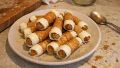 Karamelové trubičky se salkem: křehké těsto, pevný krém a efekt na stole