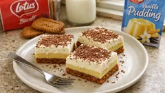Lotus řezy s vanilkovým pudinkem: nepečený dezert, který se krájí jedna radost