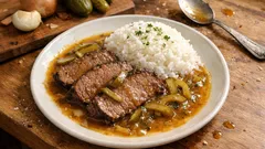 Znojemská hovězí pečeně s rýží – poctivá omáčka s okurkami krok za krokem