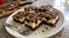 Tvarohová buchta na plech s kakaovým mramorem – vláčná i druhý den