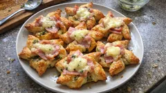 Slané vrtule z listového těsta se šunkou a sýrem: rychlé pohoštění k vínu