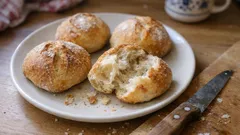 Domácí křupavý chléb z jednoduchého těsta: zvládnou ho i začátečníci