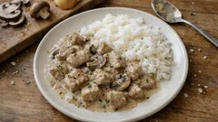 Vepřové kostky se žampiony a tymiánem: poctivý oběd s jemnou omáčkou