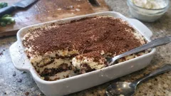 Tradiční tiramisu jako z italské cukrárny: krémové, jemné a bez pečení