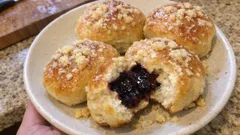 Honzovy buchty s povidly: nadýchané, voňavé a krásně vláčné